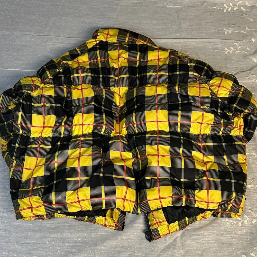 NIKE Yellow and Black Plaid Puffer Jacket - Picture 6 of 6
